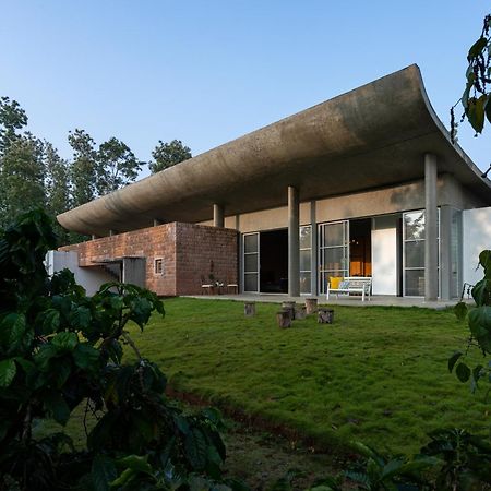 Saffronstays Cafella- A 3-Bdr Elliptical-Roof Villa In Chikmagalur Mudigere Exterior photo